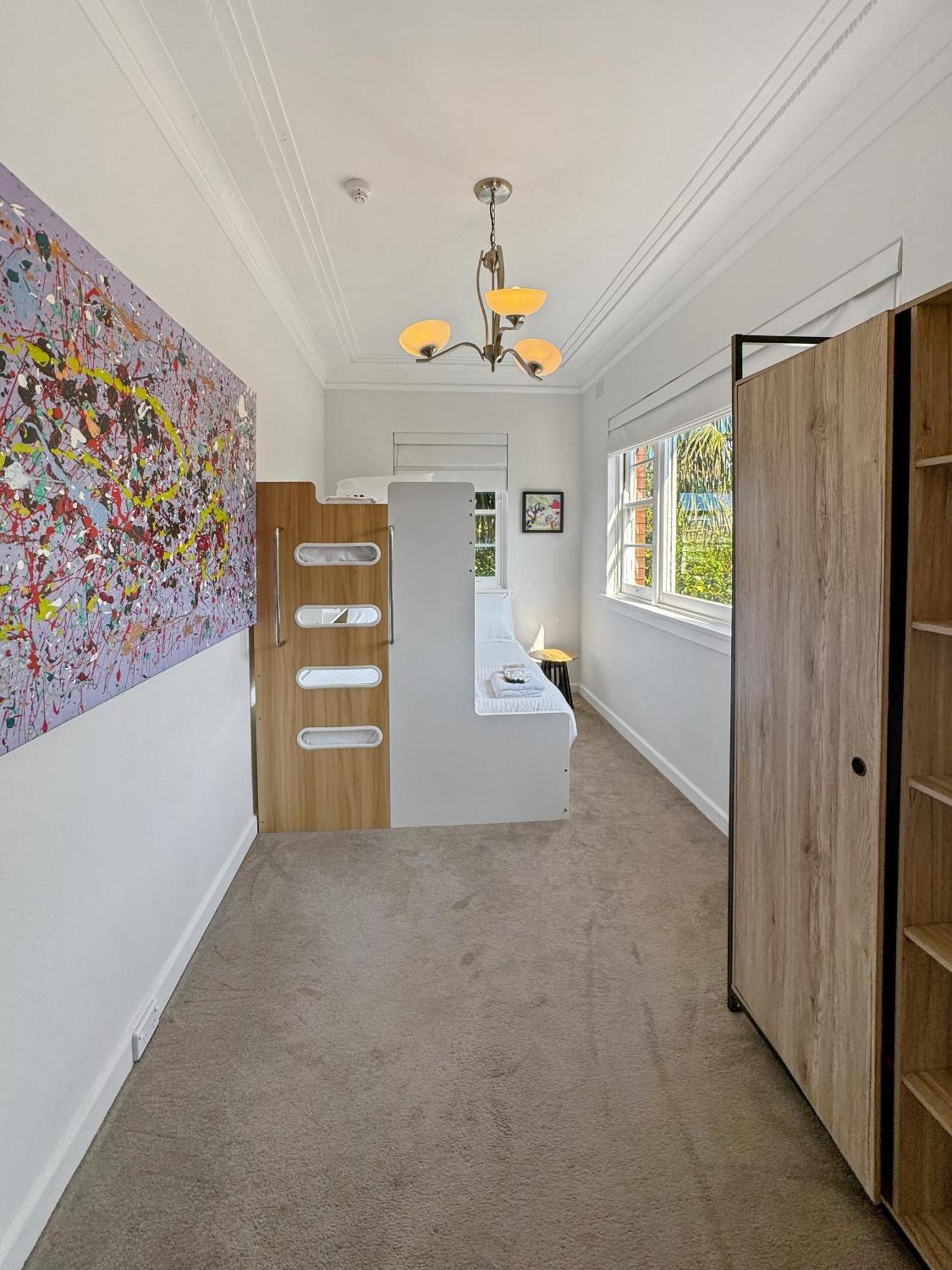 Coastal Bliss 2br In Bondi With Parking * Sydney